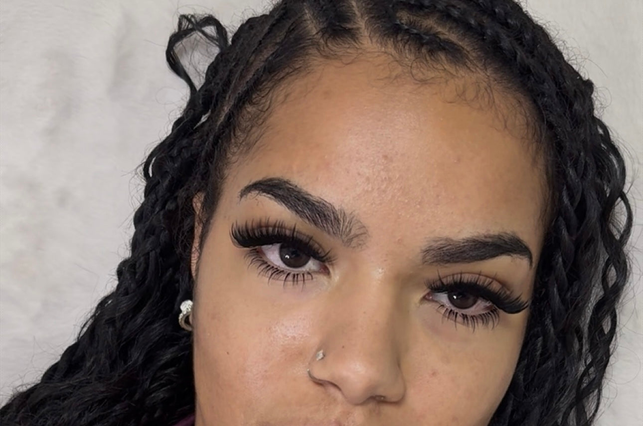 BOTTOM LASHES